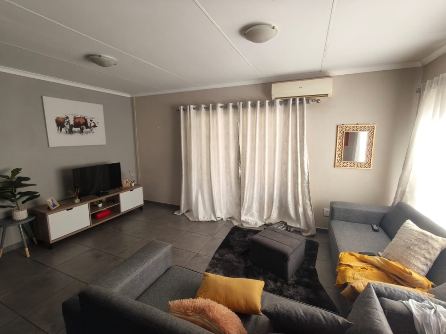 3 Bedroom Property for Sale in Waterkloof East North West